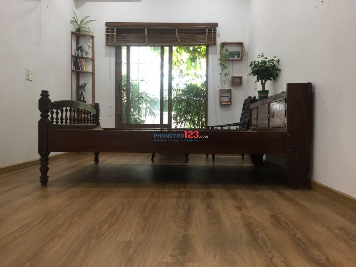 CHO THUÊ PHÒNG CÓ CỬA SỔ CÂY XANH RẤT ĐẸP NGAY ĐẦU CẦU RỒNG GIÁ 3 TRIỆU